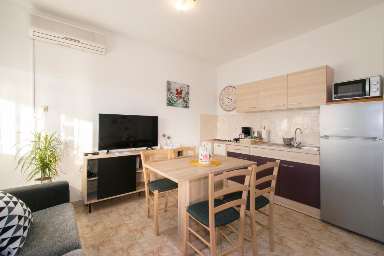 Apartman Fuma Rovinj Buitenkant foto