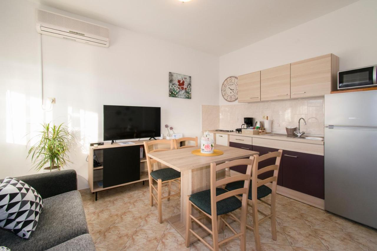 Apartman Fuma Rovinj Buitenkant foto